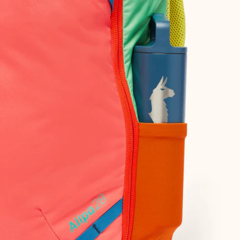 Stretch water bottle pocket